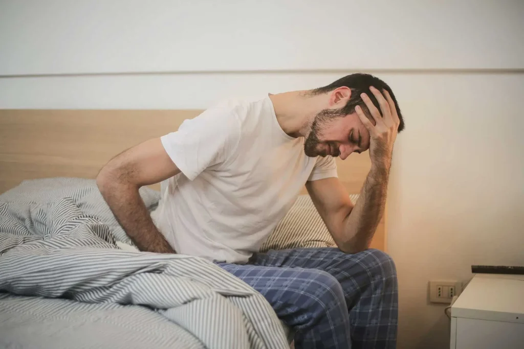 Man going through dilaudid withdrawal symptoms