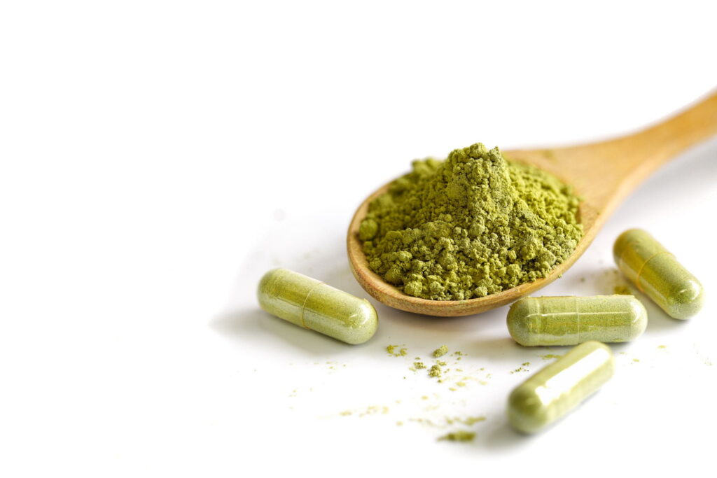 green powder kratom capsules